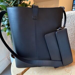 Jenni kayne black leather bucket bag